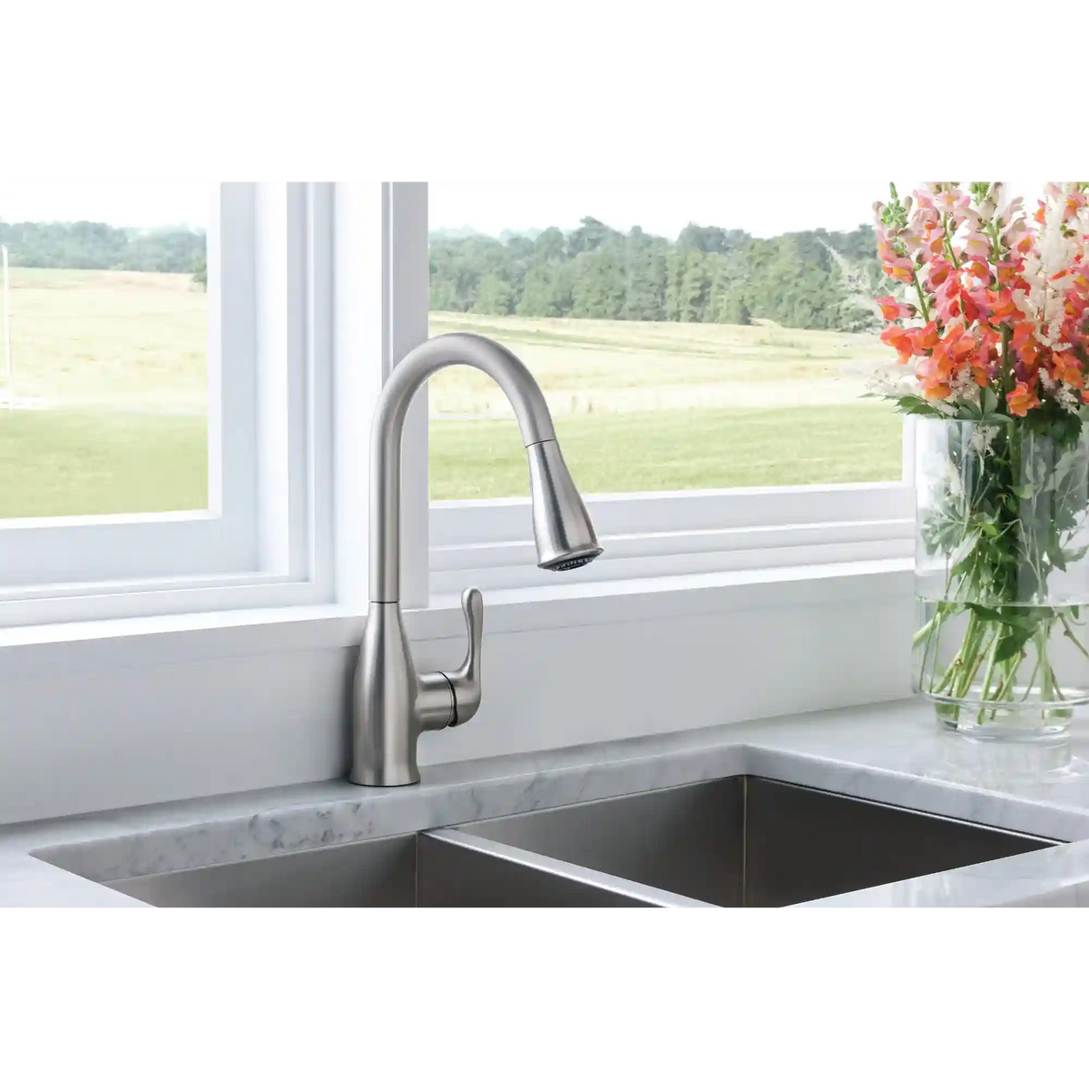 Kaden One-Handle Pulldown Kitchen Faucet