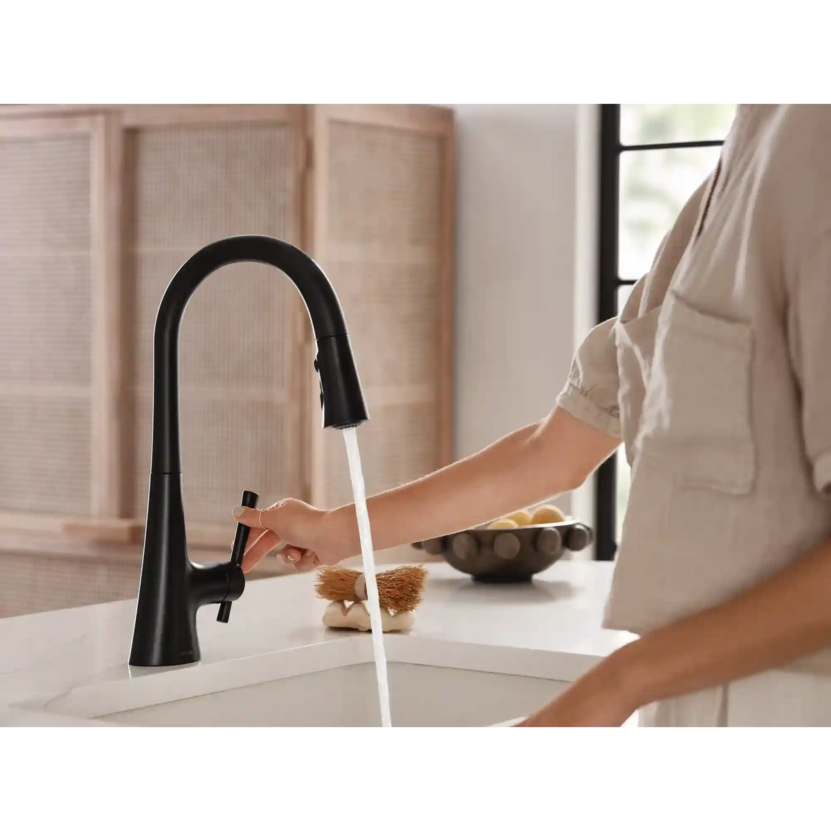 Kurv Smart Faucet Voice Control One-Handle High Arc Pulldown Kitchen Faucet
