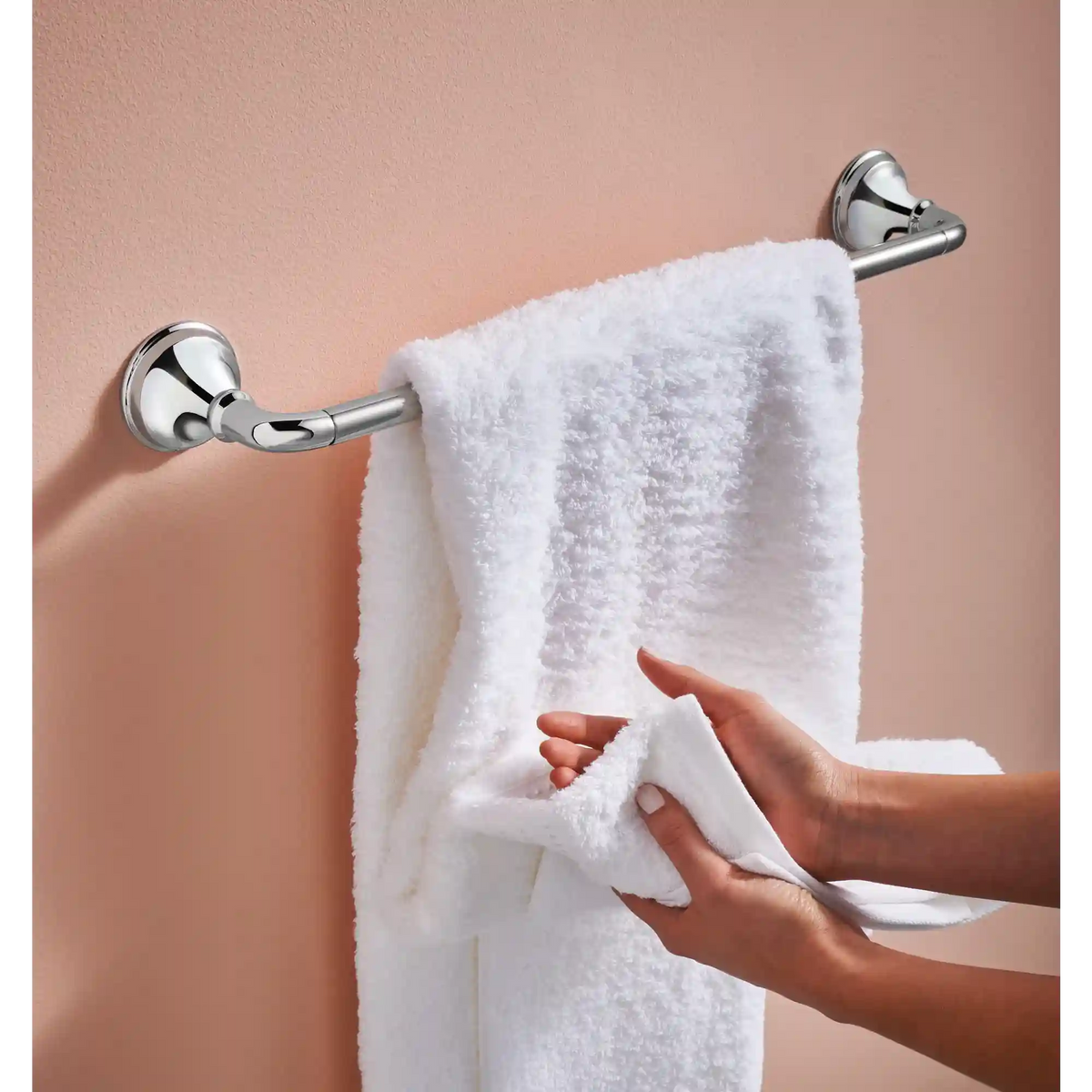 Jansen 18" Towel Bar