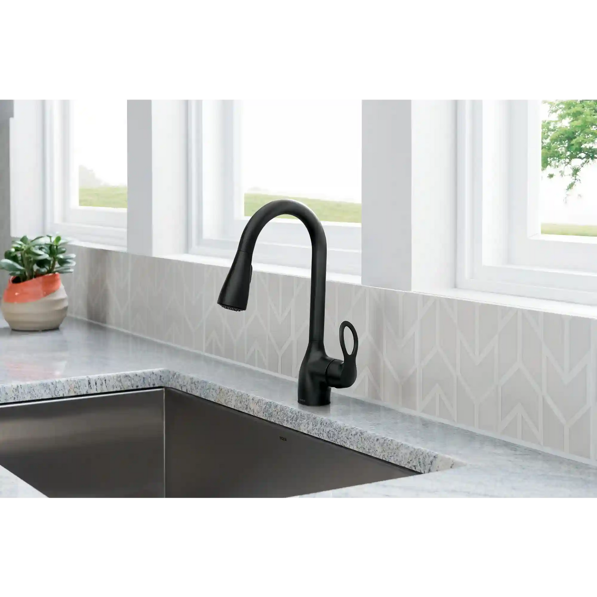 Kleo One-Handle High Arc Pulldown Kitchen Faucet