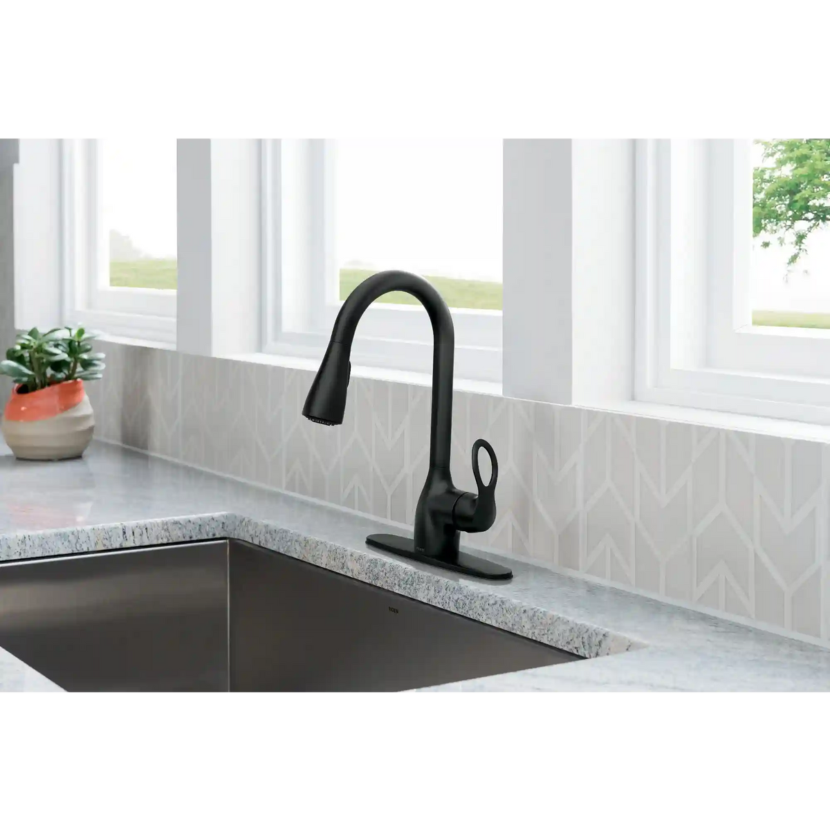 Kleo One-Handle High Arc Pulldown Kitchen Faucet