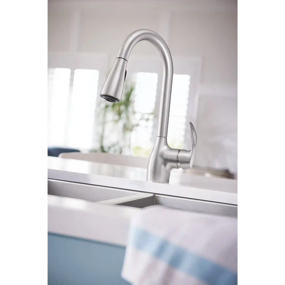 Kleo One-Handle High Arc Pulldown Kitchen Faucet