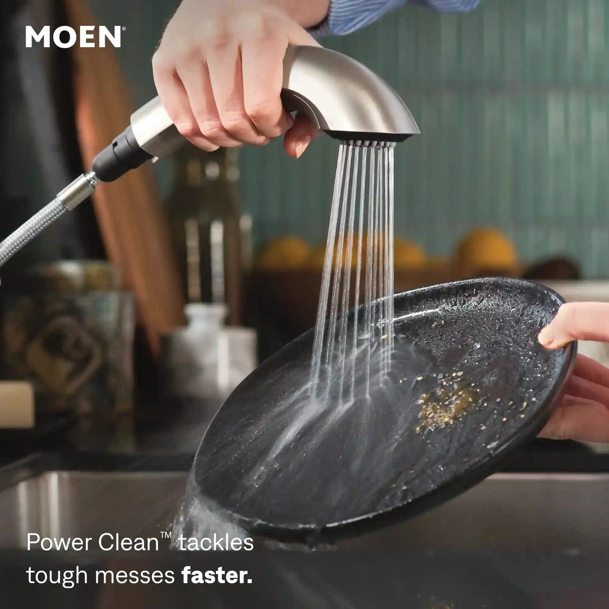 Renzo One-Handle Low Arc Pullout Kitchen Faucet
