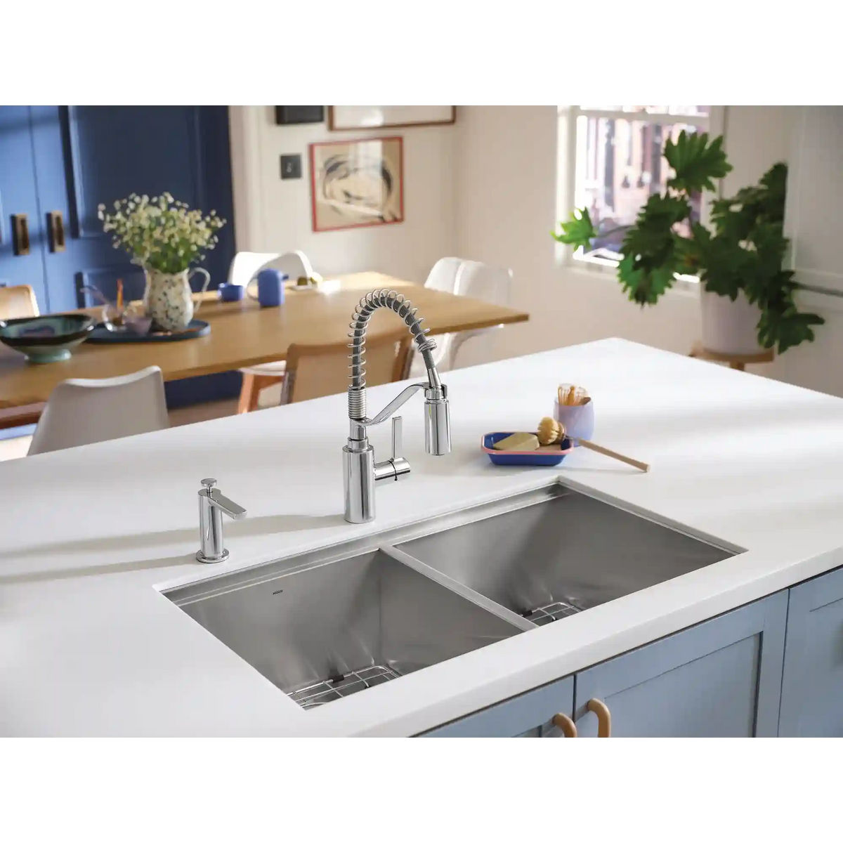 Genta LX One-Handle High Arc Pulldown Kitchen Faucet
