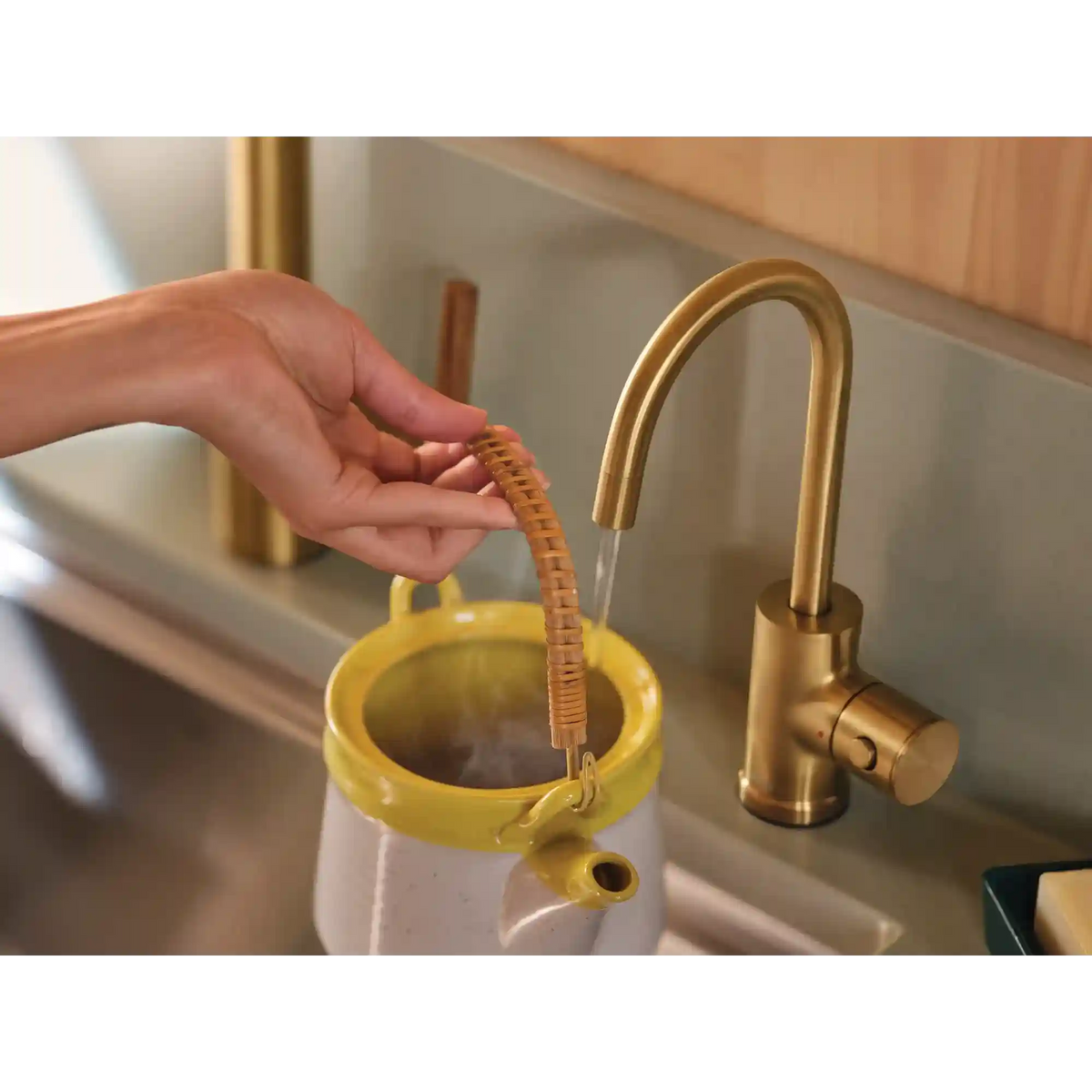 Moen Sip Modern One-Handle High Arc Undermount Beverage Faucet