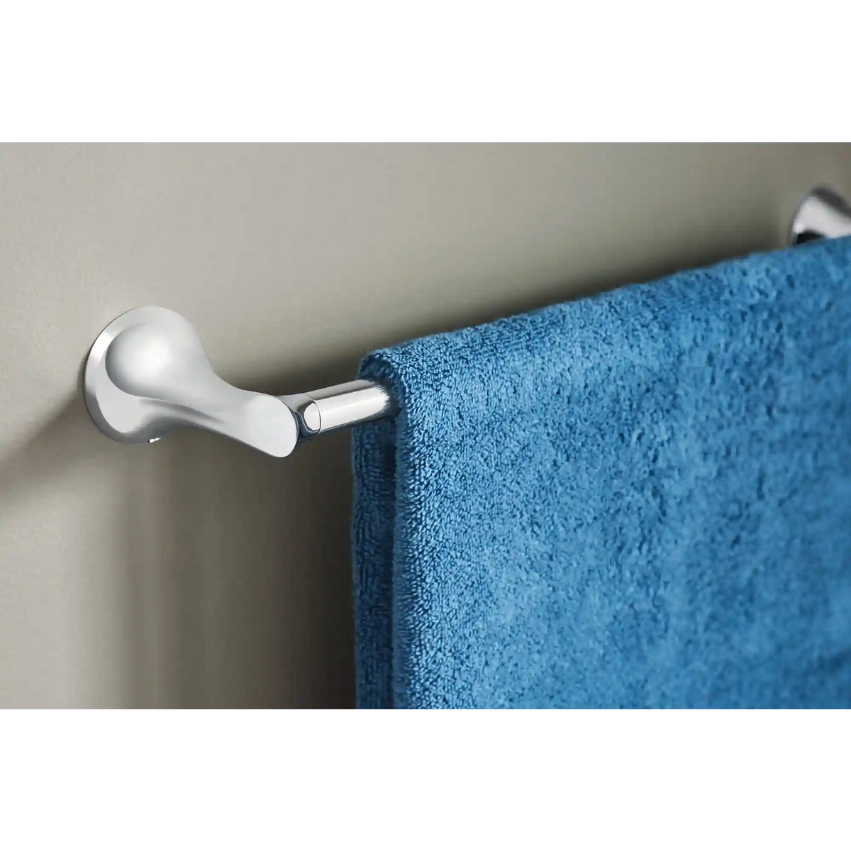 Darcy 24" Towel Bar