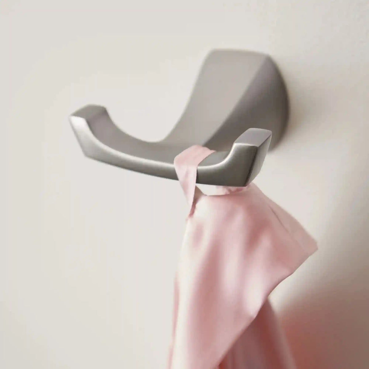 Lindor Double Robe Hook