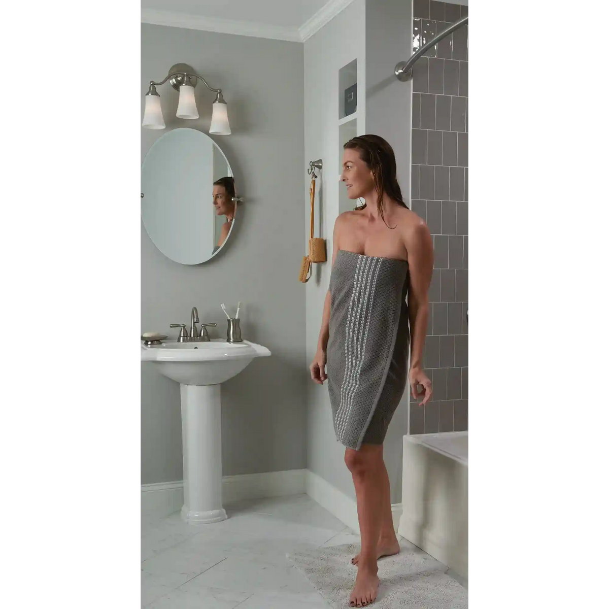 Moen Adjustable Curved Shower Rod