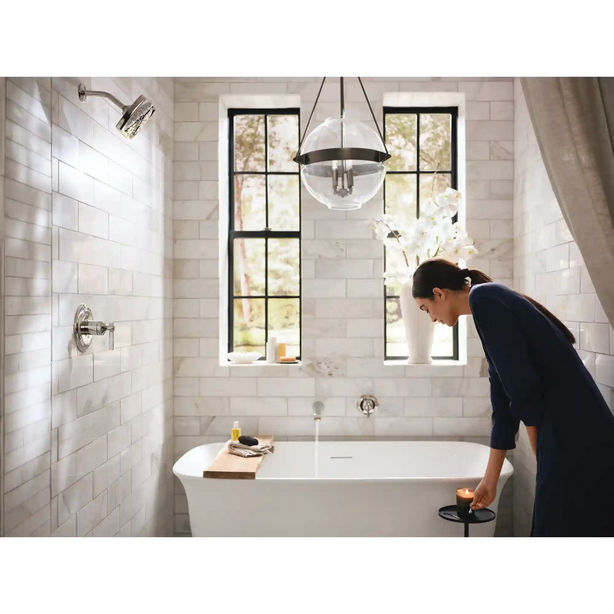 Flara One-Handle Non Diverter Wallmount Tub Filler