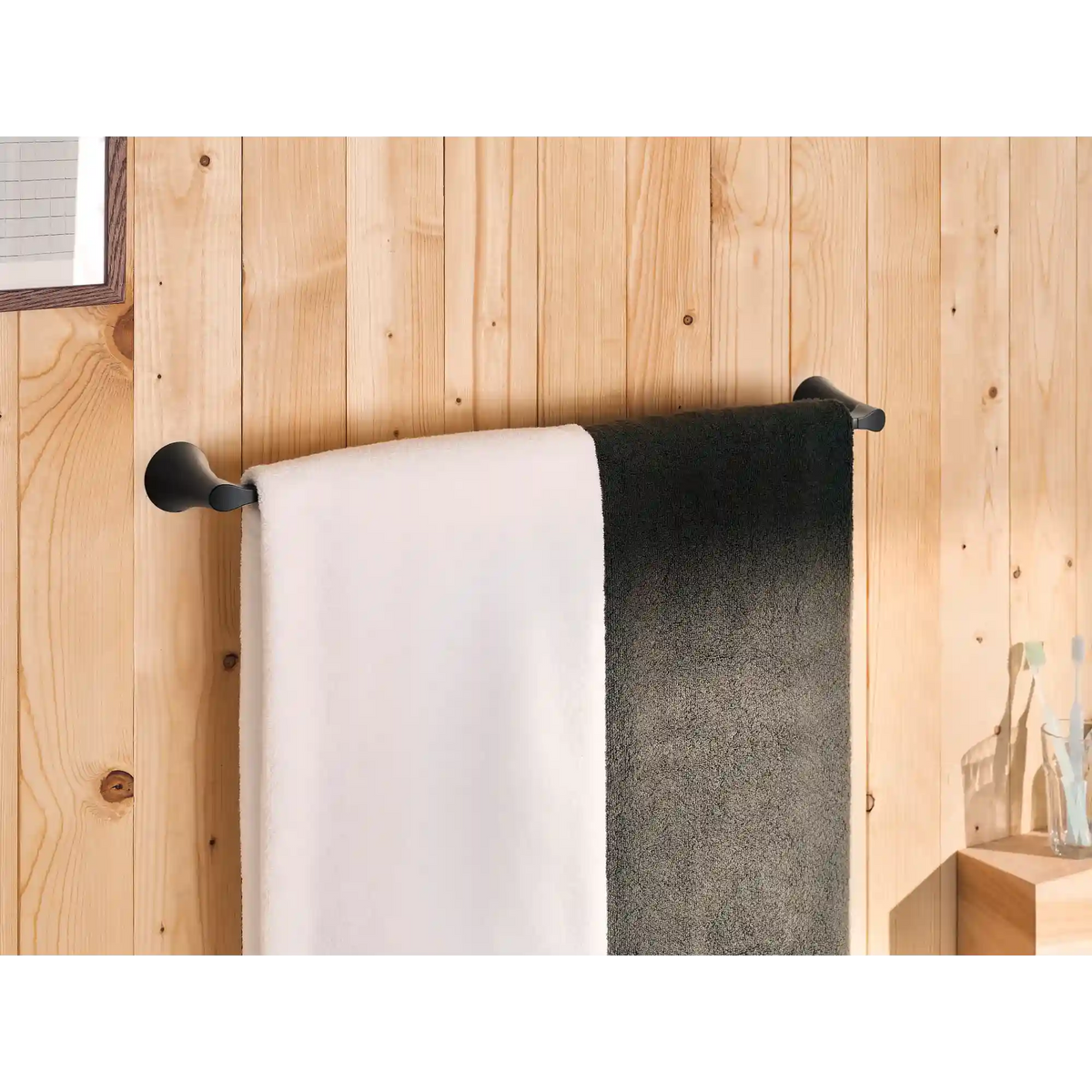 Graeden 24" Towel Bar
