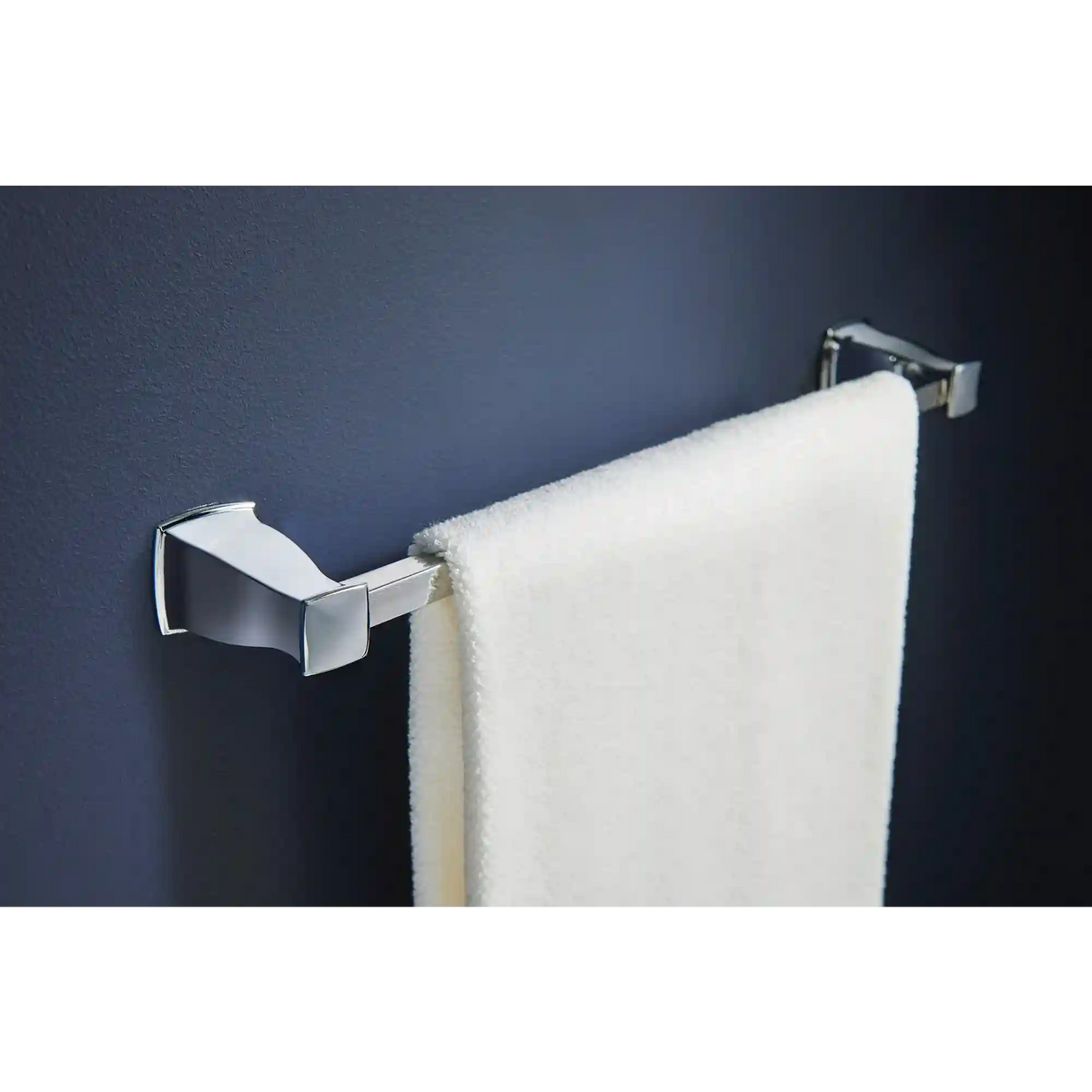 Hensley 24" Towel Bar