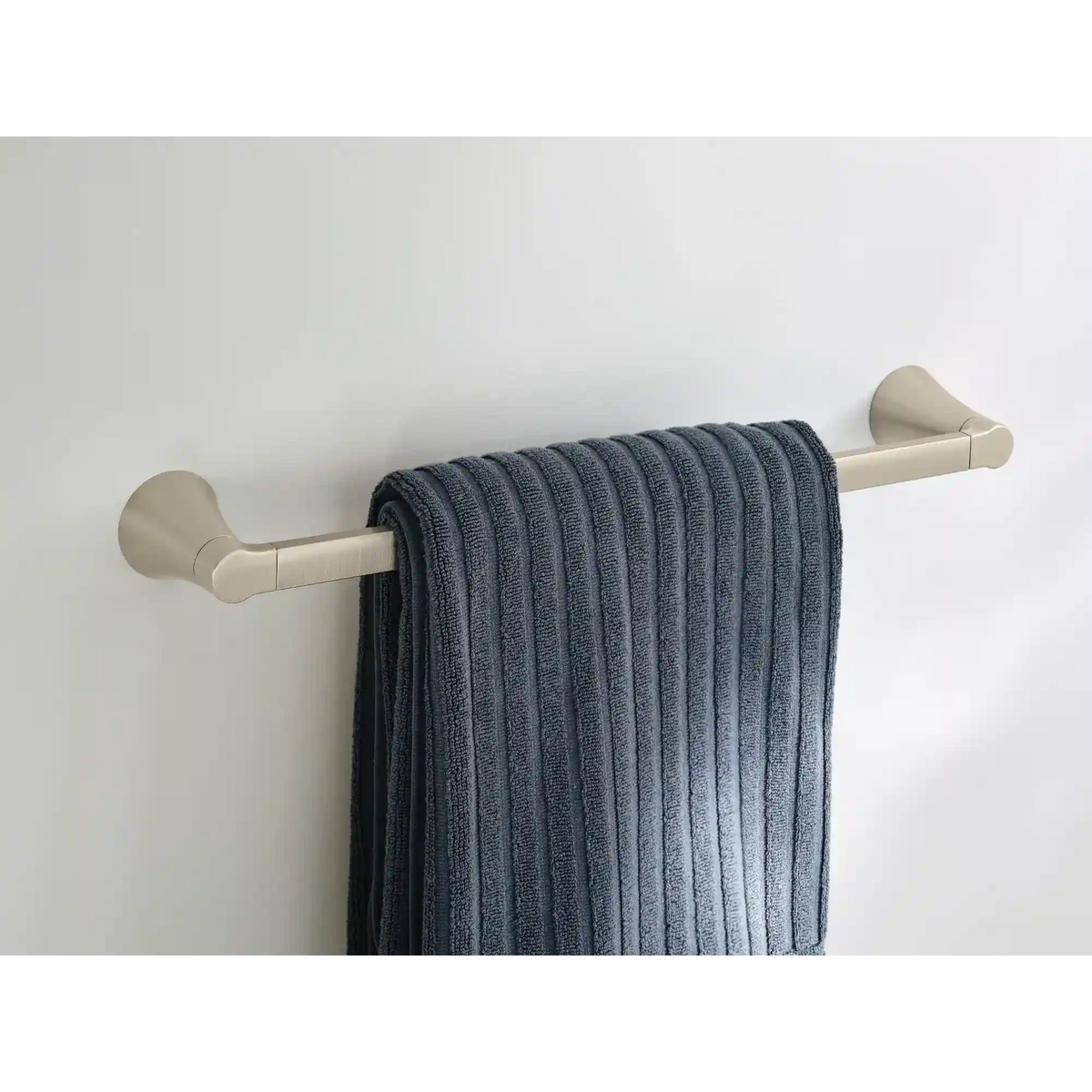 Jase Towel Bar
