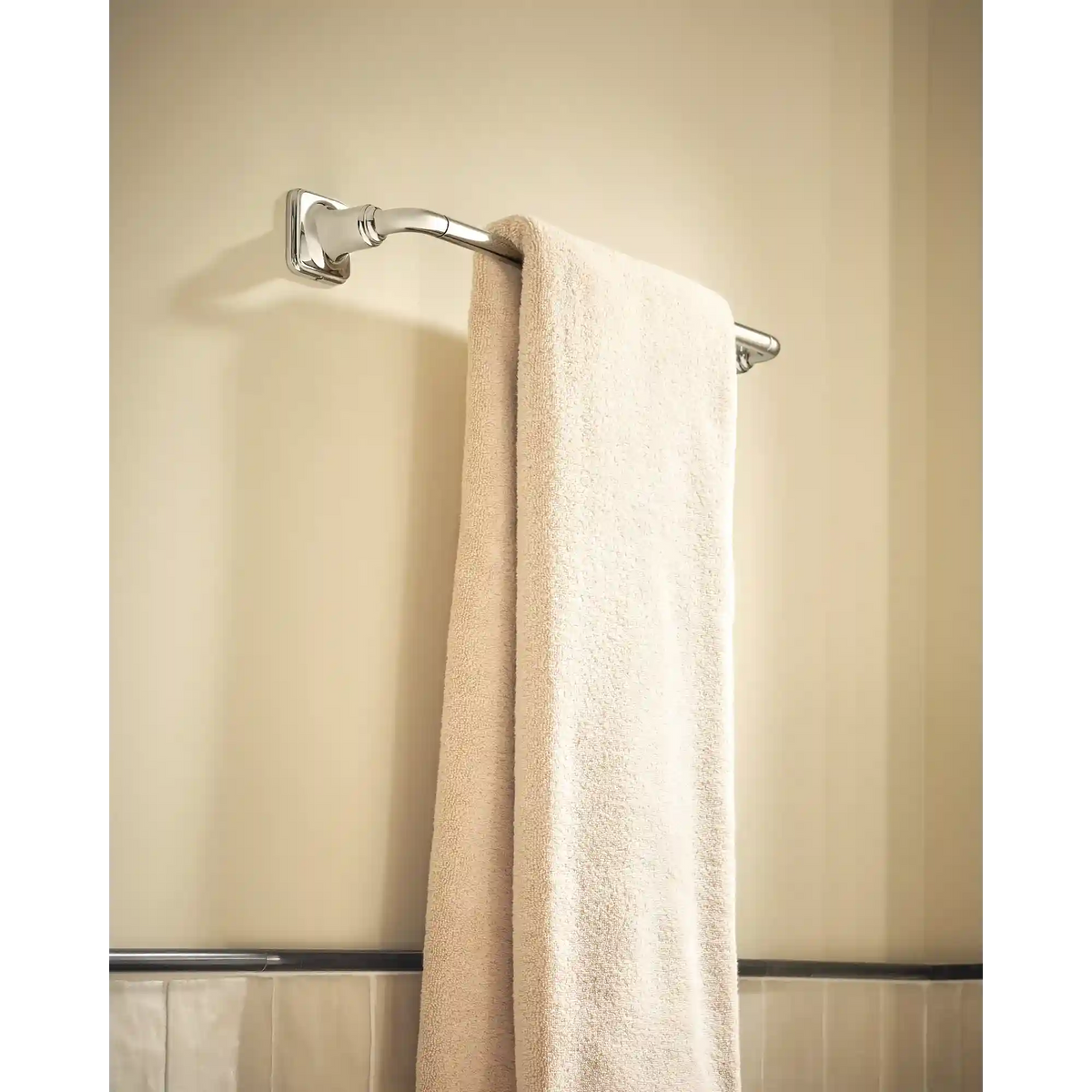 Smyth 18" Towel Bar
