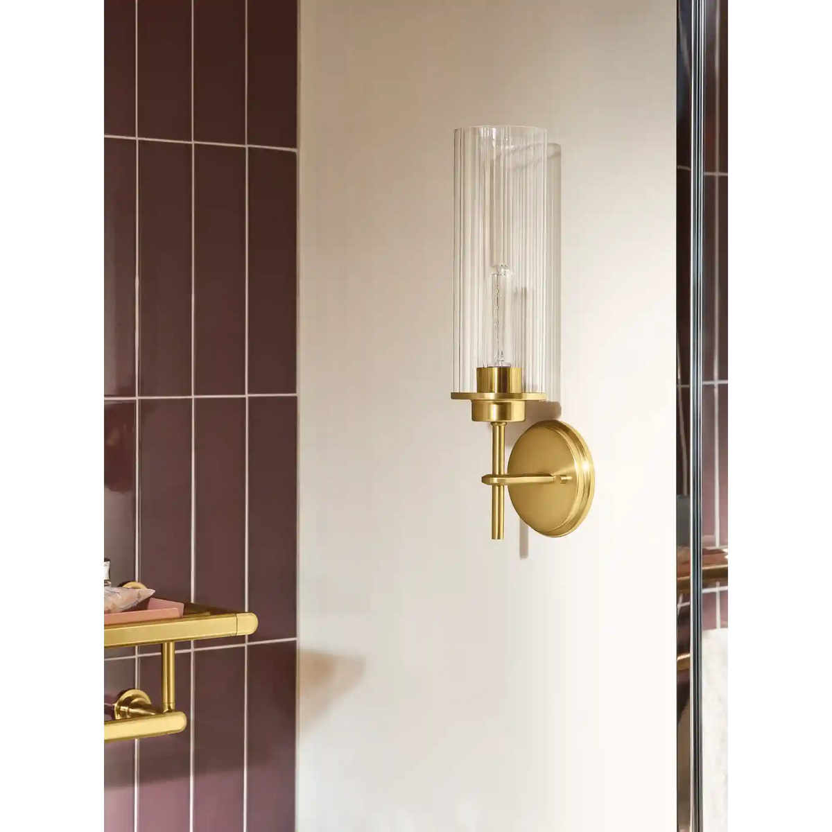 Greenfield One Globe Bath Light