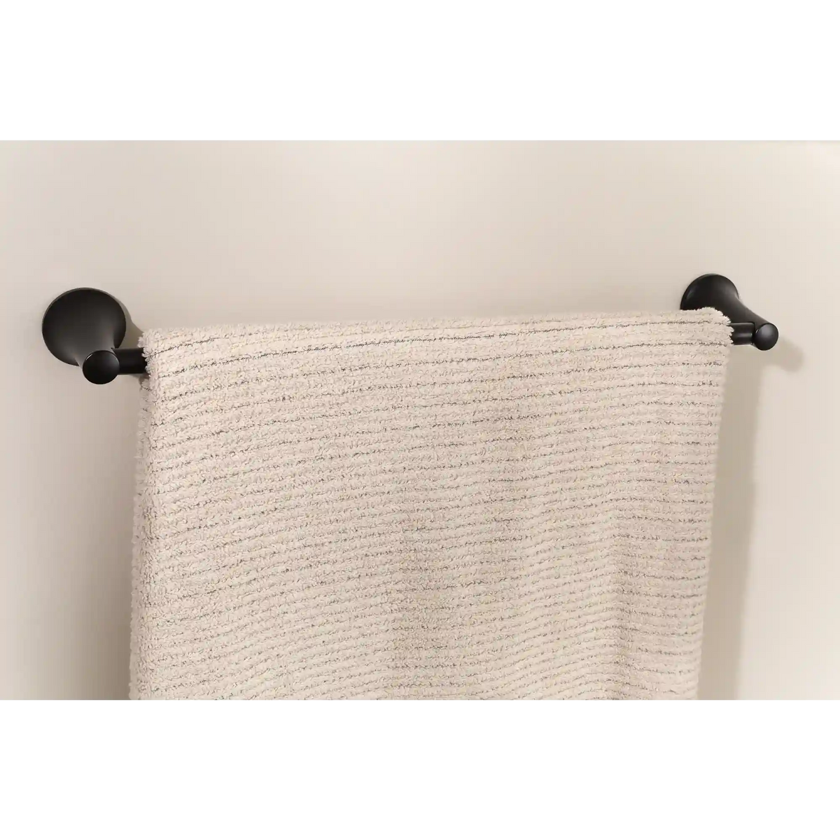 Pyrite 18" Towel Bar