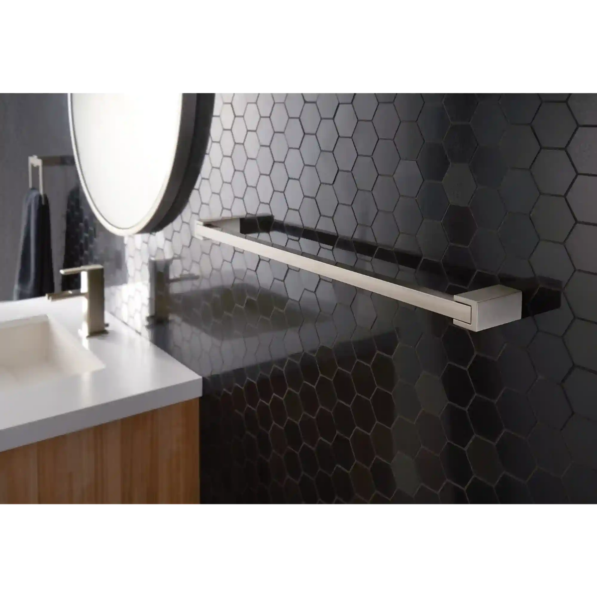 Kyvos 24" Towel Bar