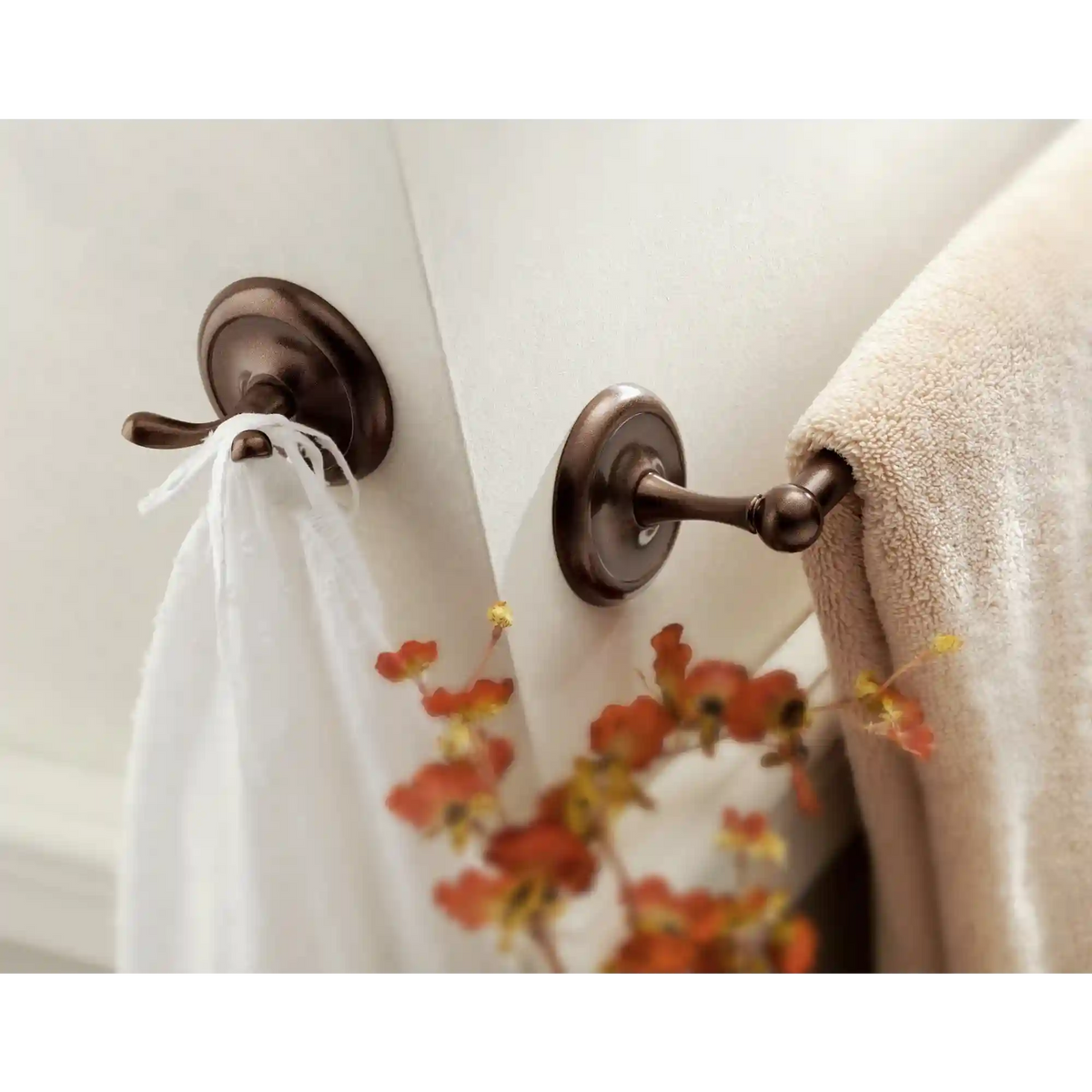 Yorkshire 18" Towel Bar
