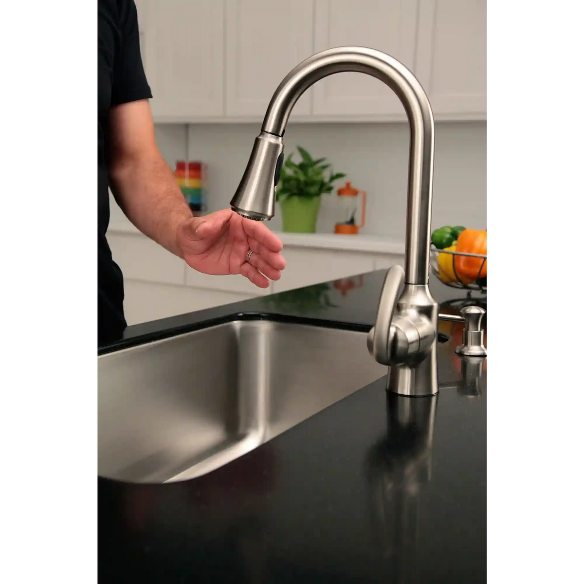 Bayhill One-Handle High Arc Pulldown Kitchen Faucet