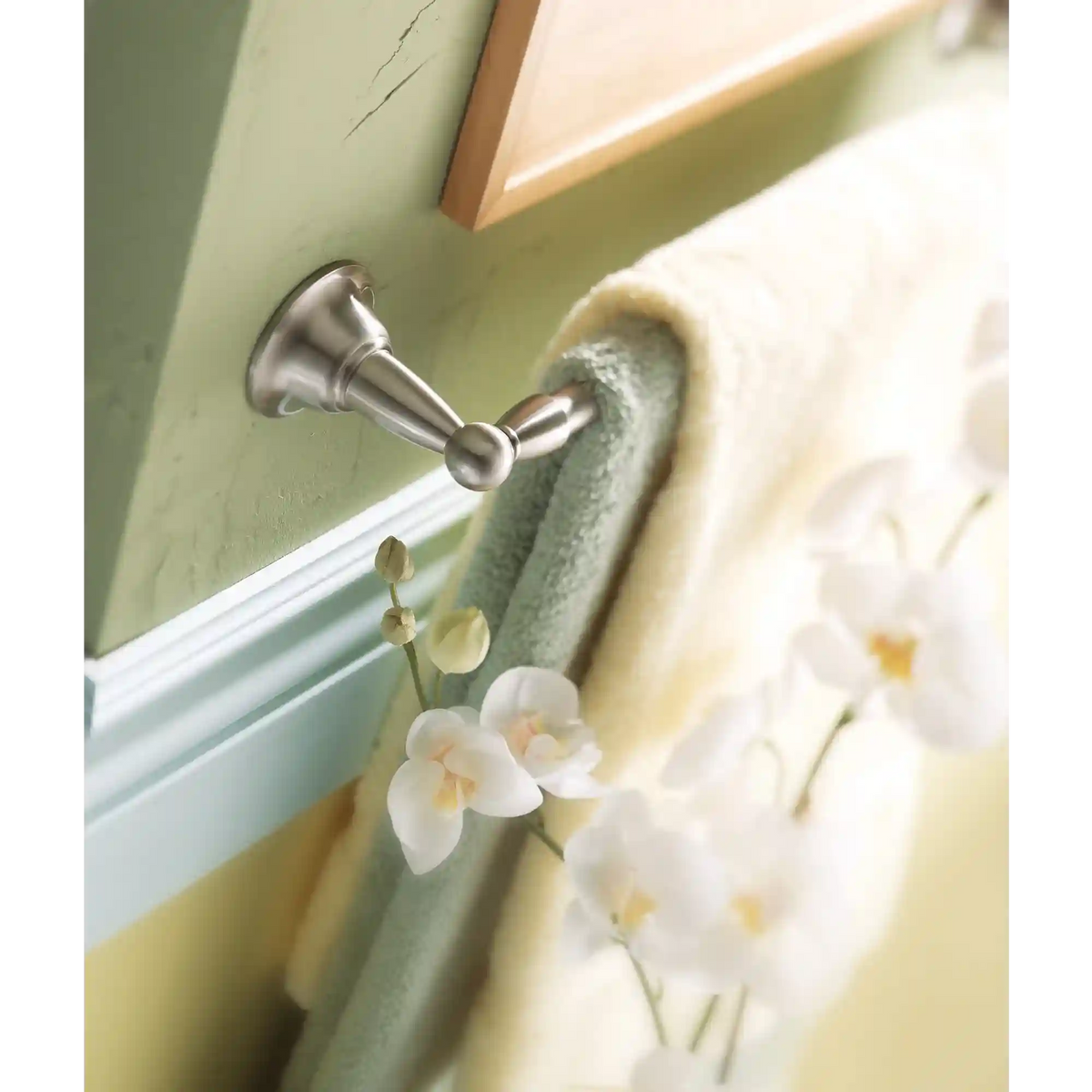 Sage 24" Towel Bar
