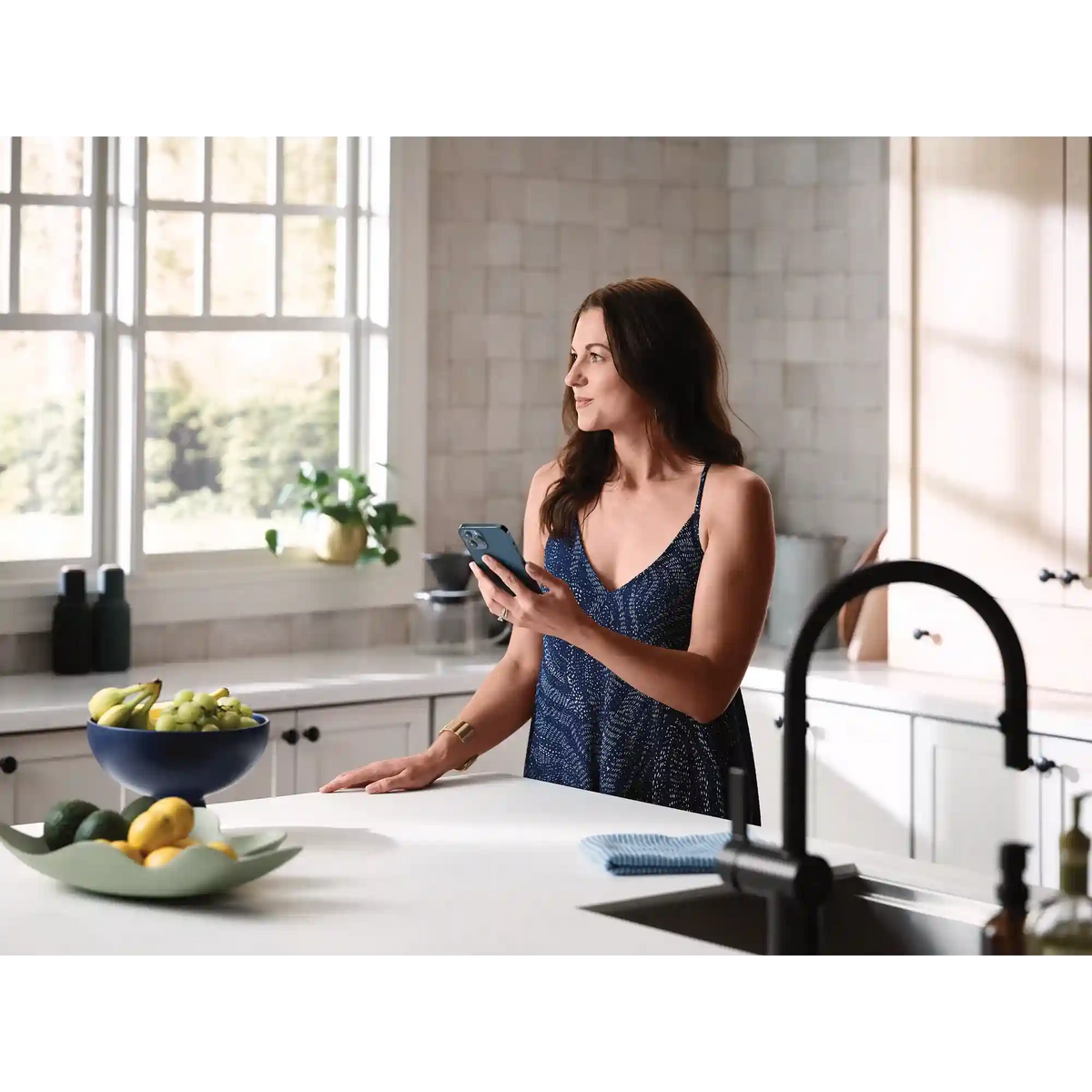 Cia Smart Faucet Voice Control One-Handle High Arc Pulldown Kitchen Faucet