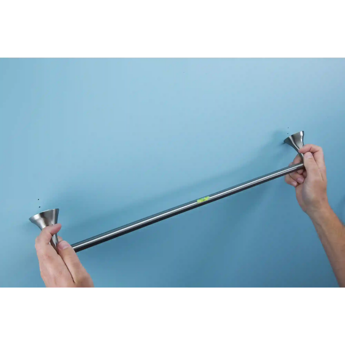 Darcy 24" Towel Bar