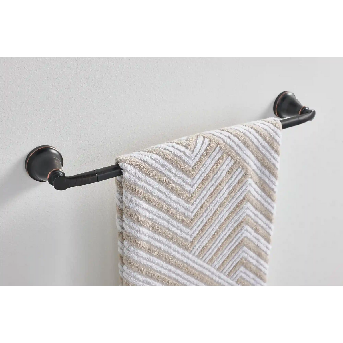 Hilliard 24" Towel Bar
