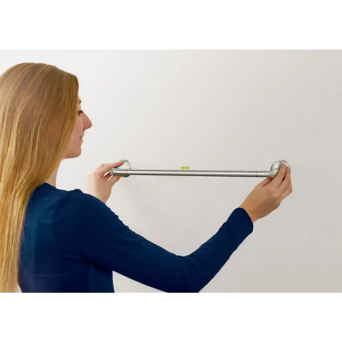 Tiffin 24" Towel Bar