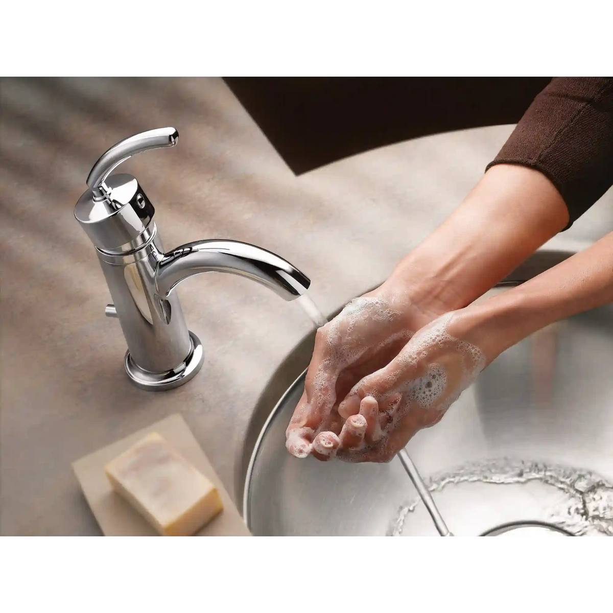 Icon One-Handle Low Arc Bathroom Faucet