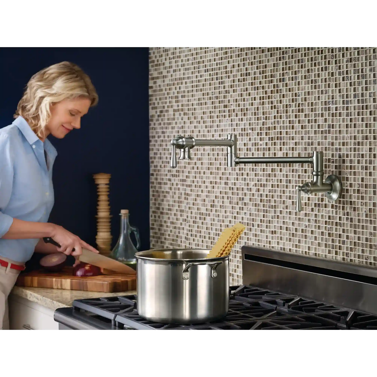 Traditional Two-Handle Pot Filler Kitchen Faucet
