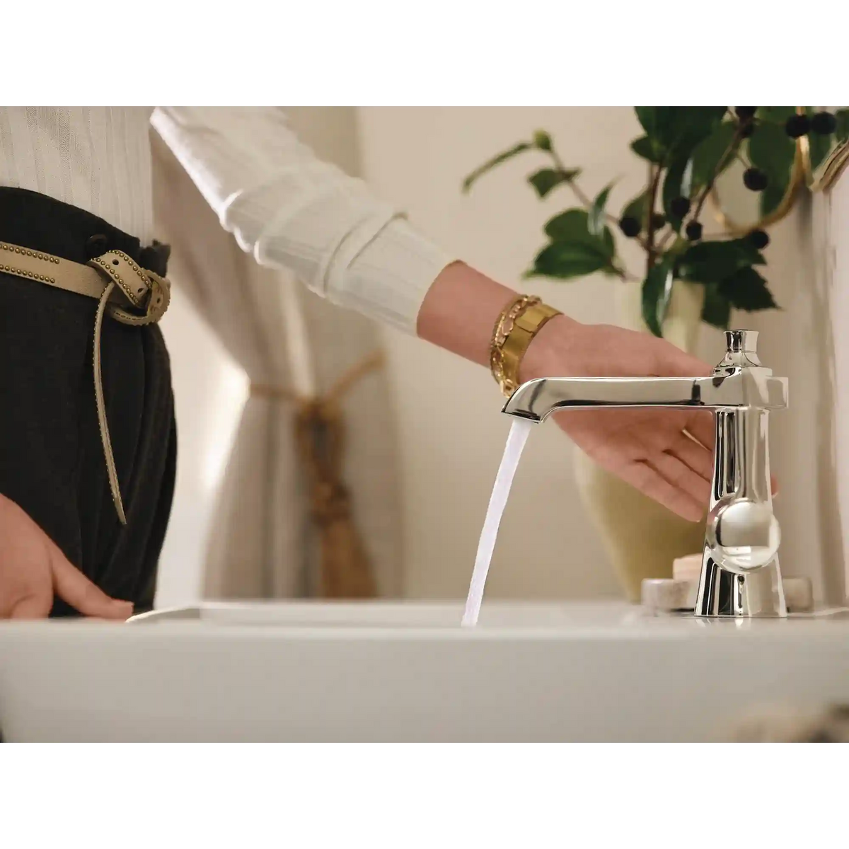 Flara One-Handle High Arc Bathroom Faucet
