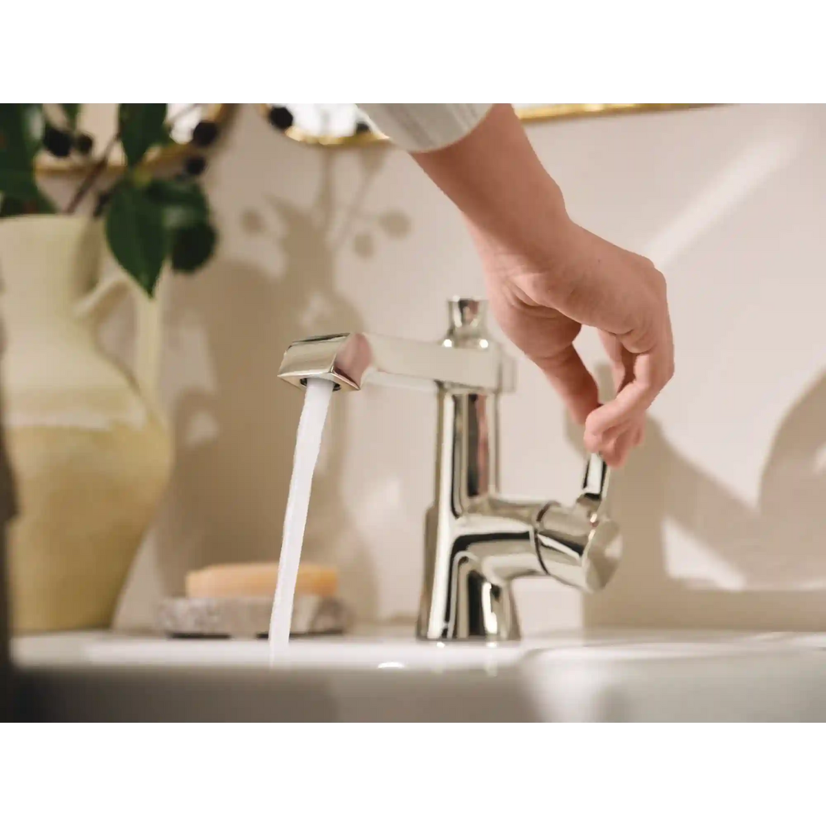 Flara One-Handle High Arc Bathroom Faucet