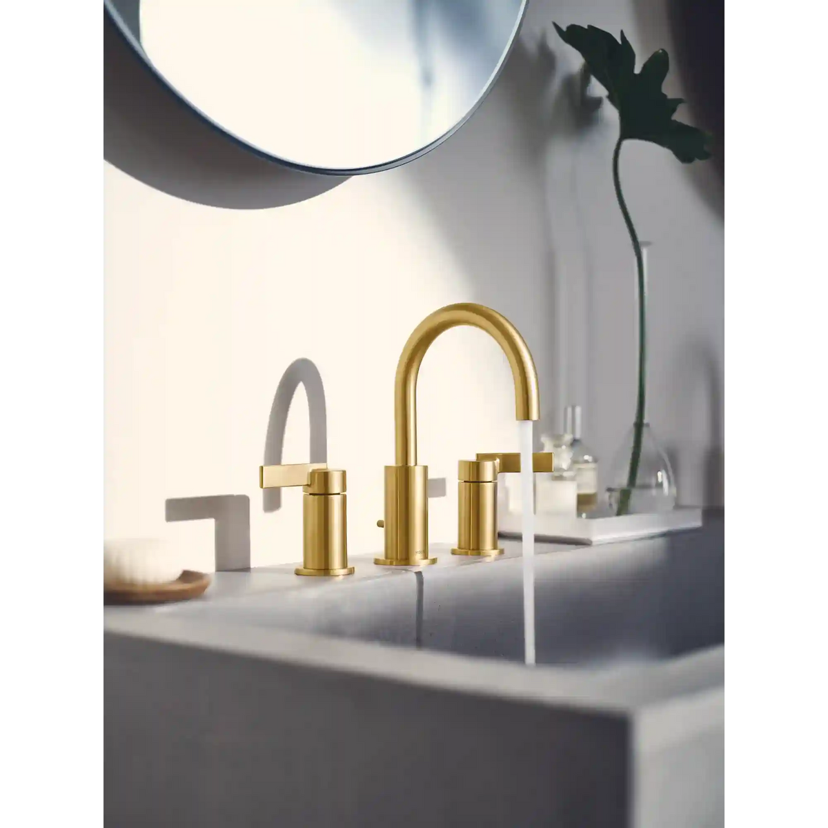 Cia Two-Handle Bathroom Faucet