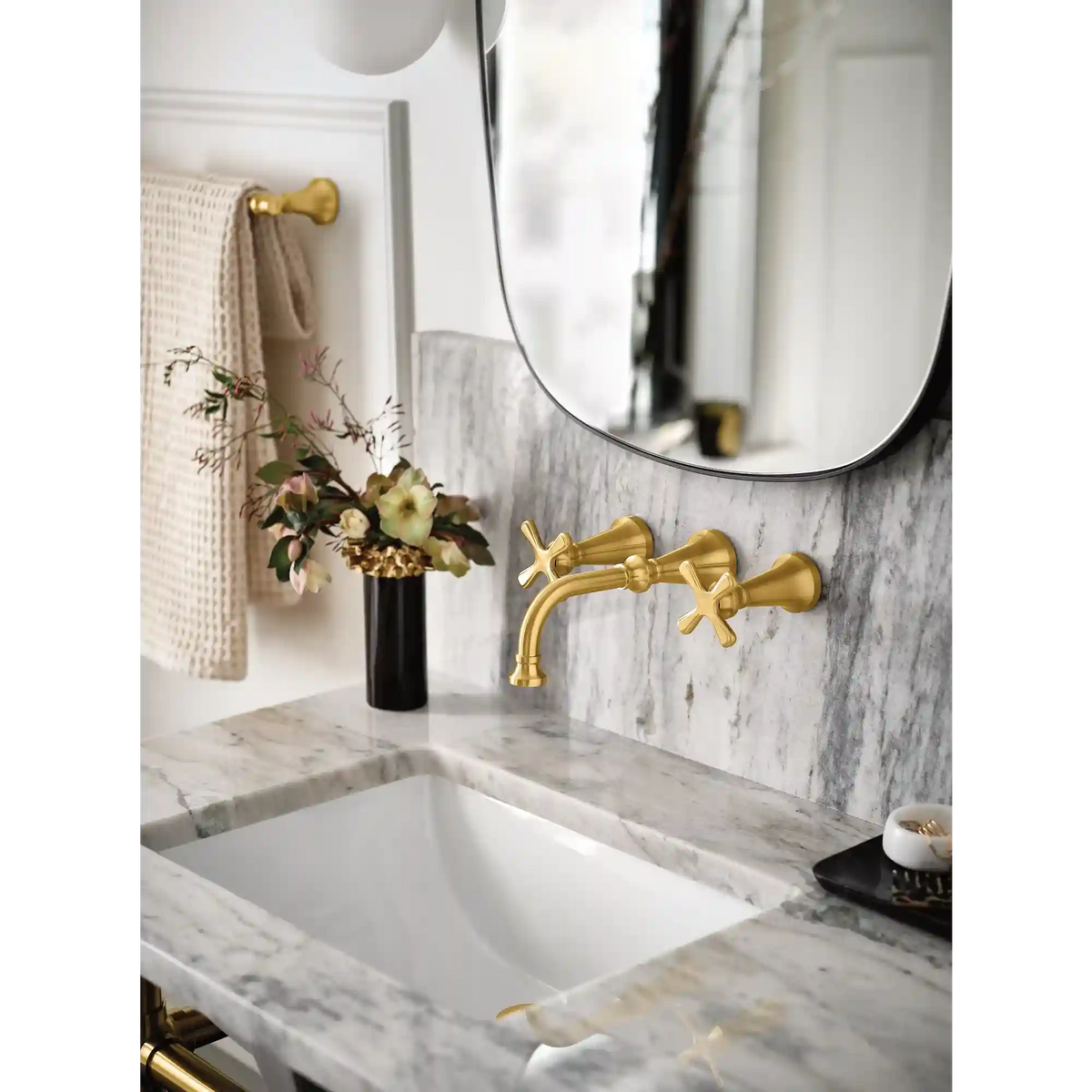 Colinet Towel Bar