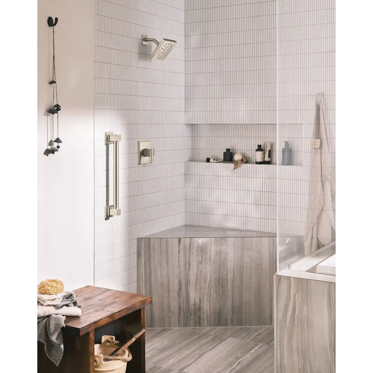 90 Degree M-Core 3-Series Tub/Shower