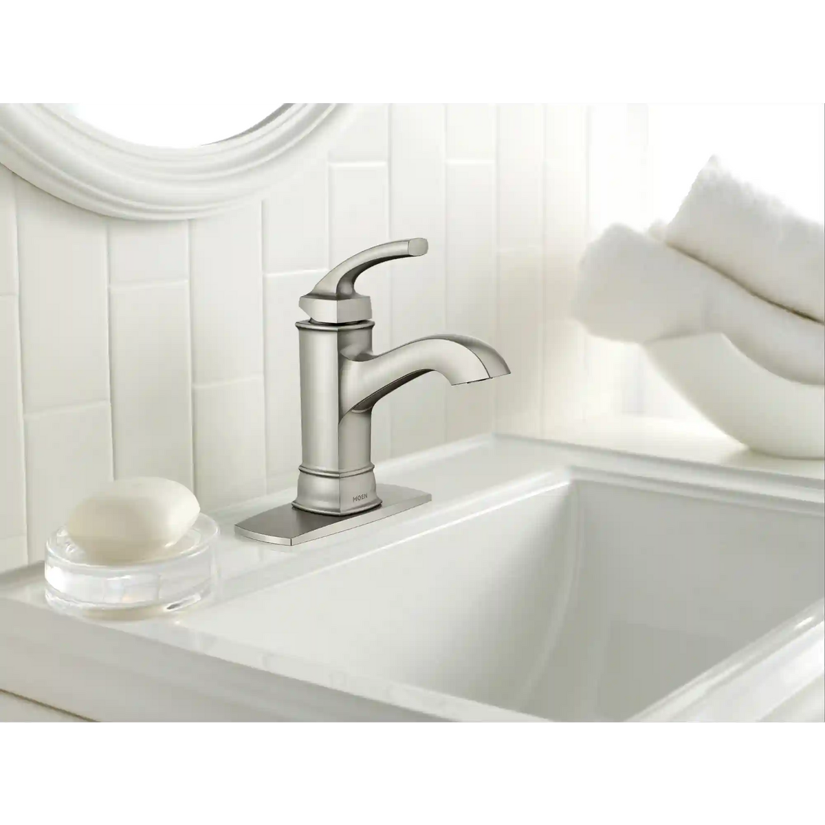 Hensley (Mb) One-Handle High Arc Bathroom Faucet