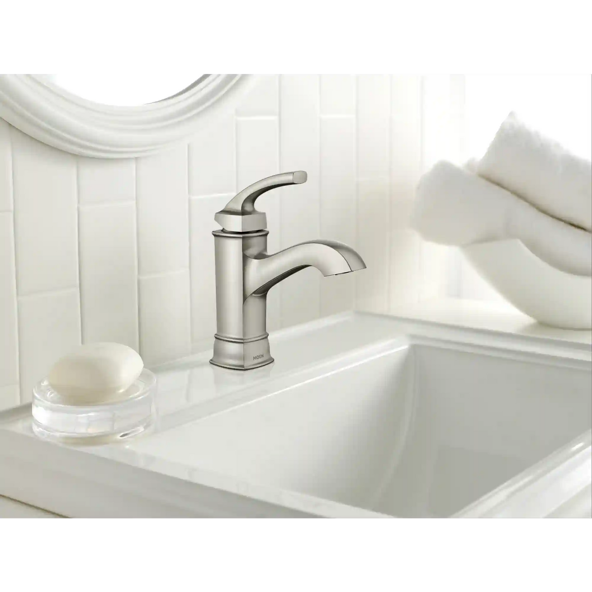 Hensley (Mb) One-Handle High Arc Bathroom Faucet