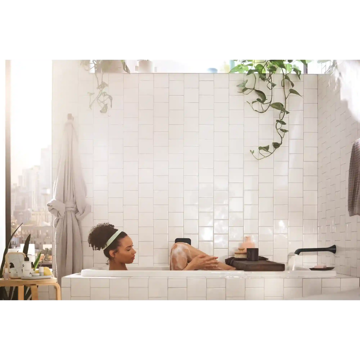 Genta LX One-Handle Non Diverter Wallmount Tub Filler