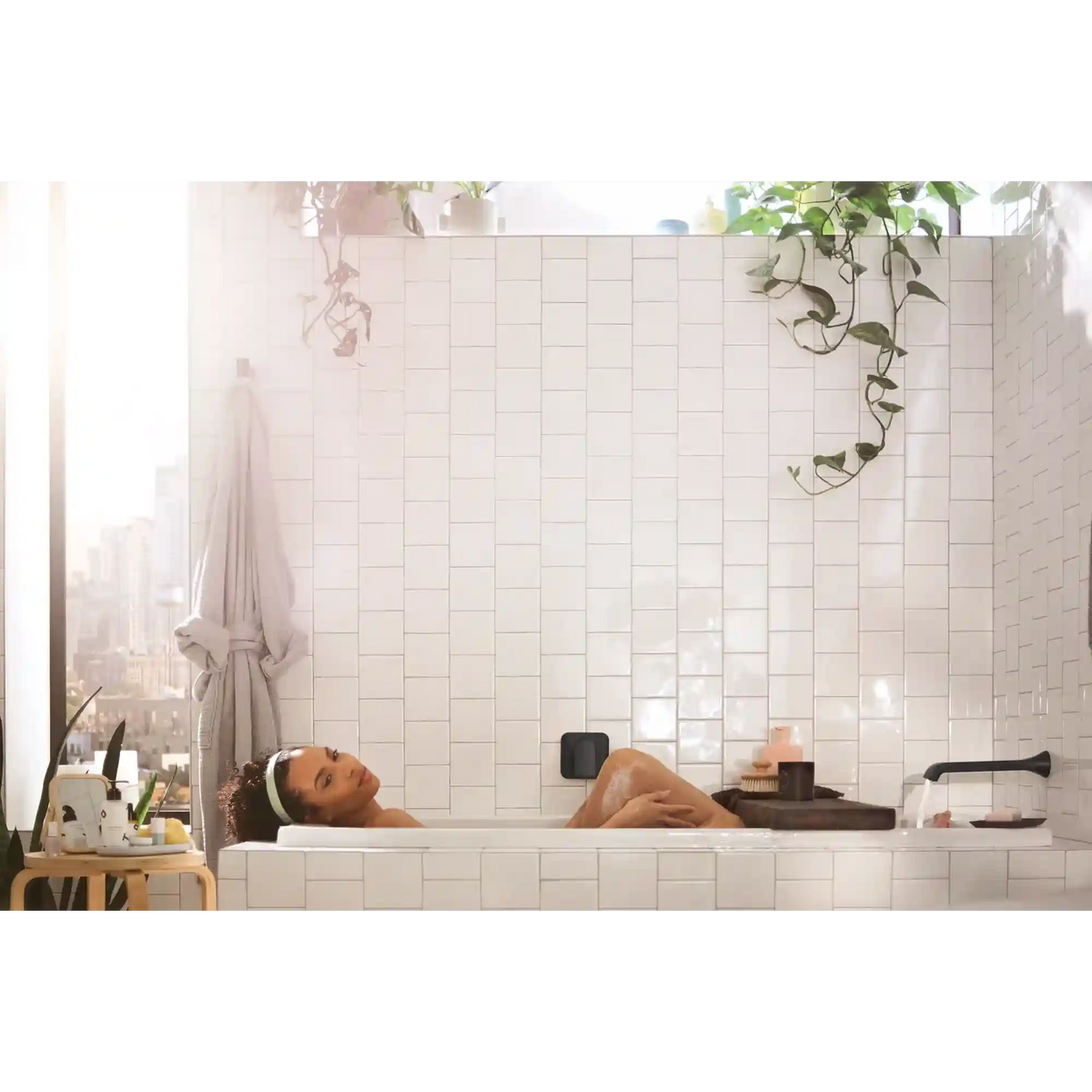 Genta LX One-Handle Non Diverter Wallmount Tub Filler