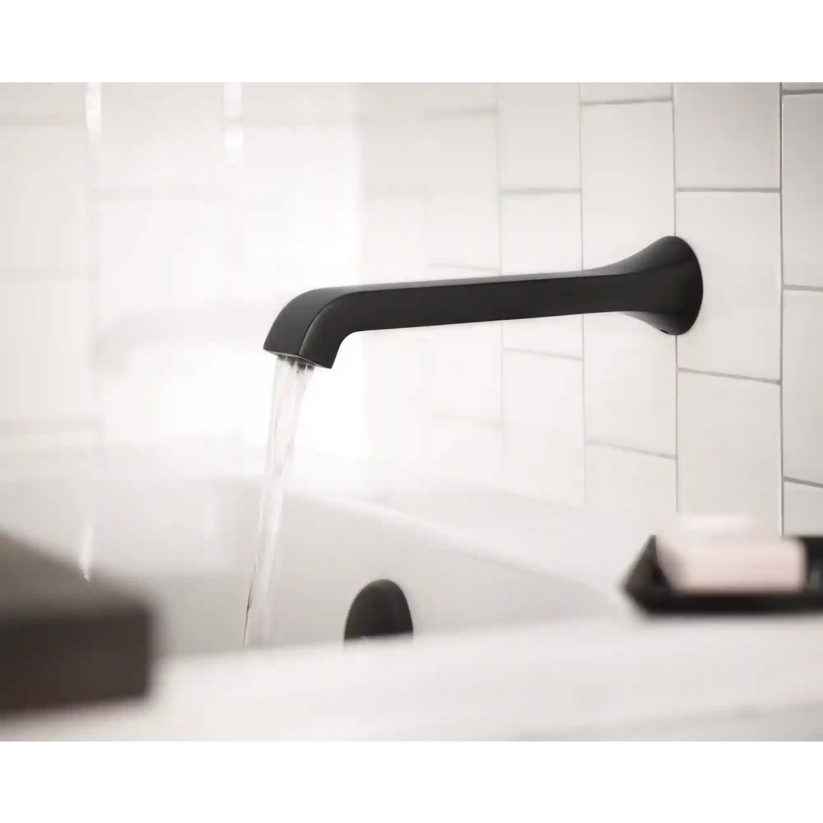 Genta LX One-Handle Non Diverter Wallmount Tub Filler