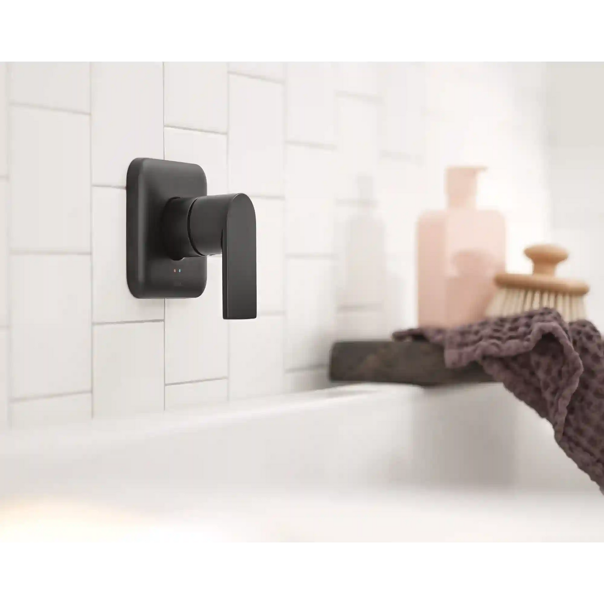 Genta LX One-Handle Non Diverter Wallmount Tub Filler