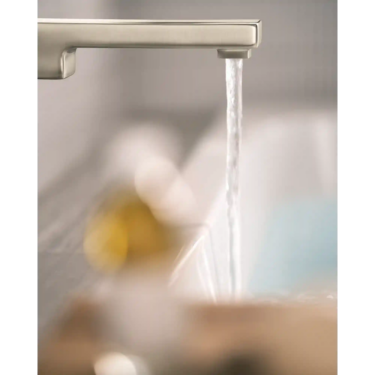 90 Degree One-Handle Non Diverter Wallmount Tub Filler