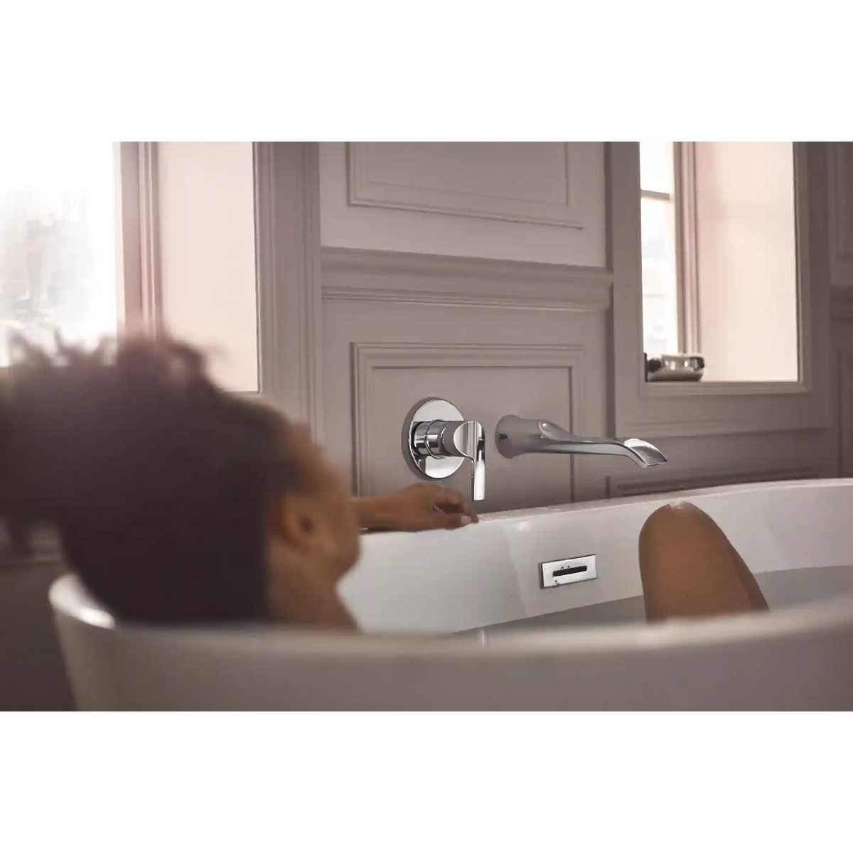 Doux One-Handle Non Diverter Wallmount Tub Filler