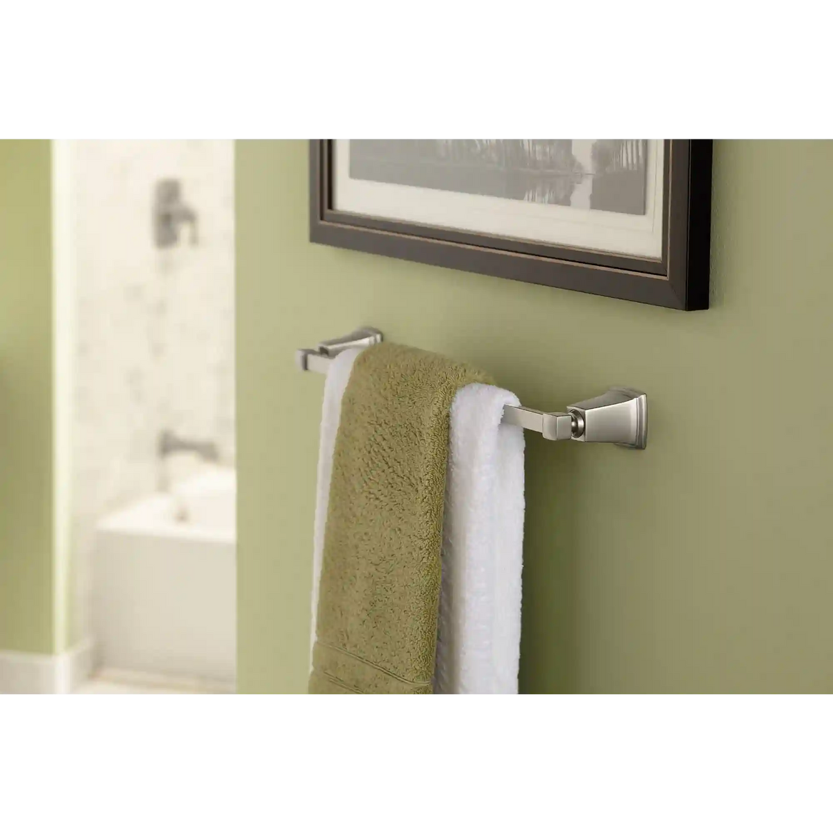 Boardwalk 18" Towel Bar