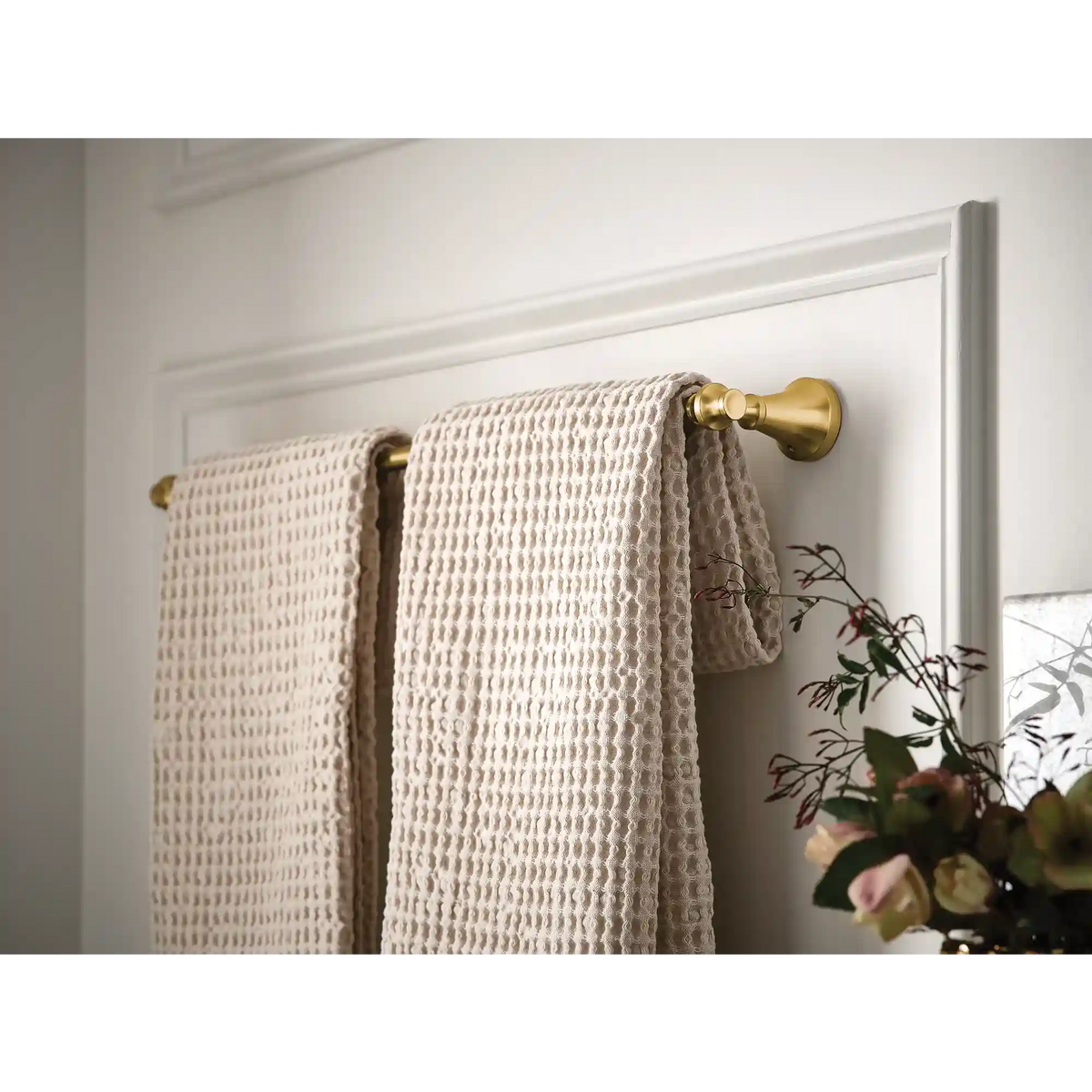Colinet Towel Bar