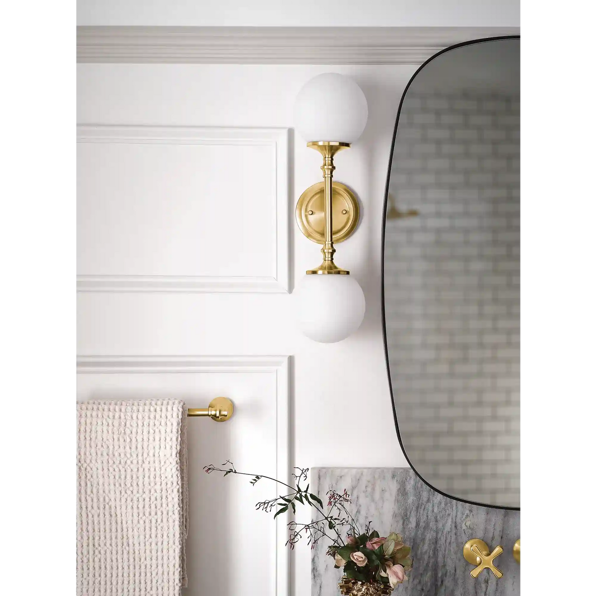 Colinet Towel Bar
