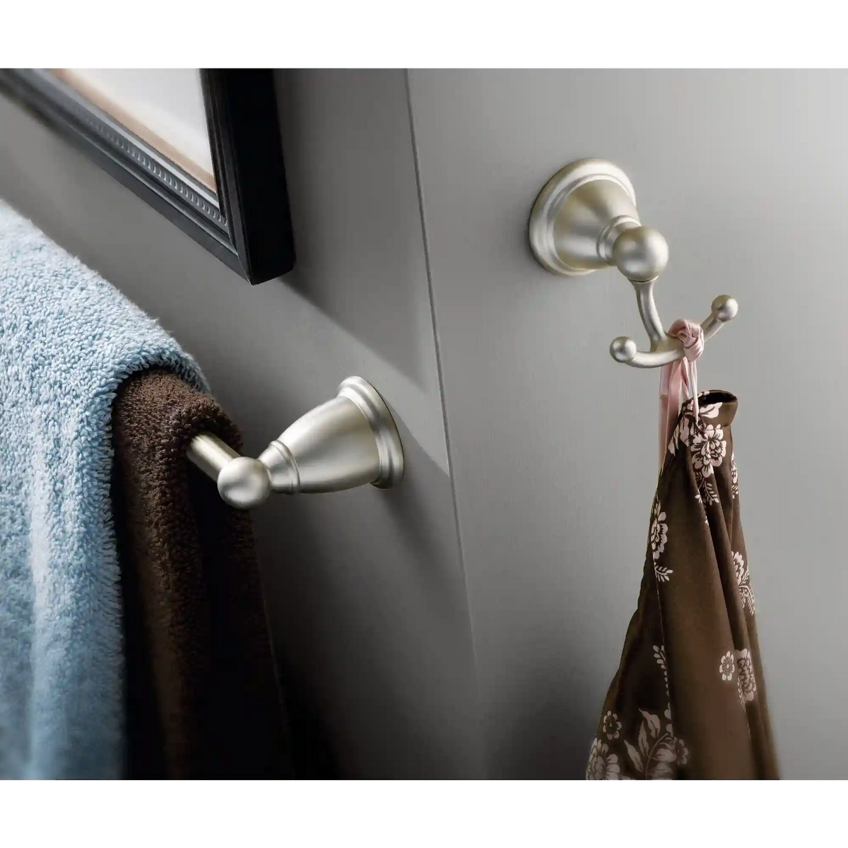 Brantford 24" Towel Bar