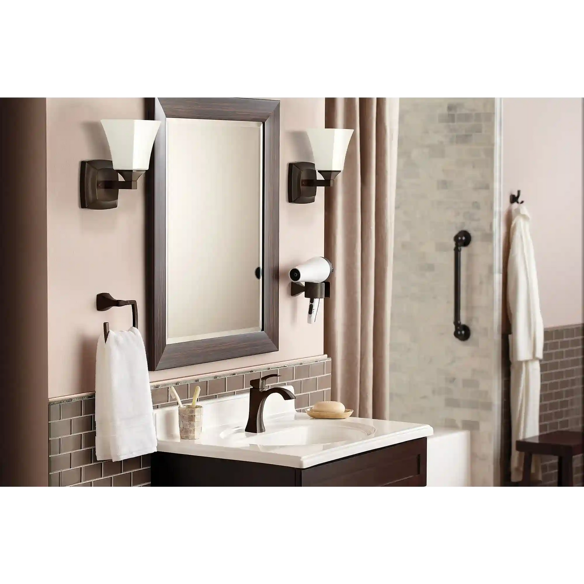 Voss Towel Ring