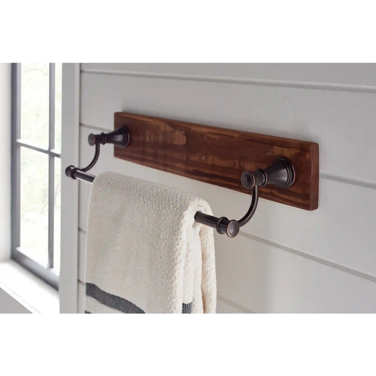 Belfield 18" Towel Bar