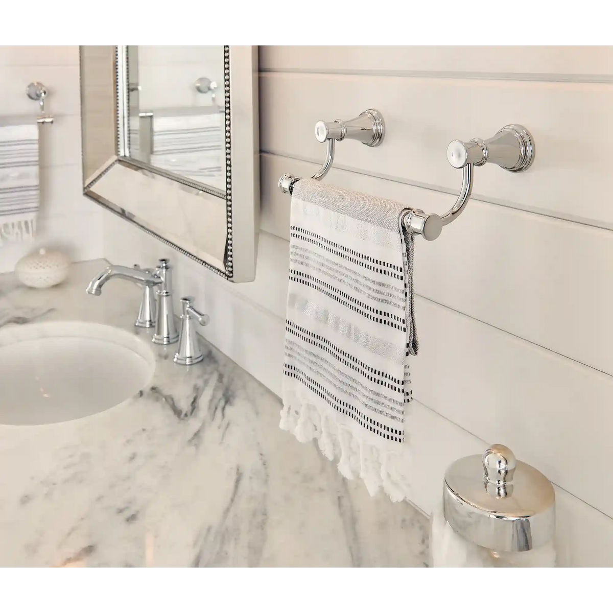Belfield Hand Towel Bar