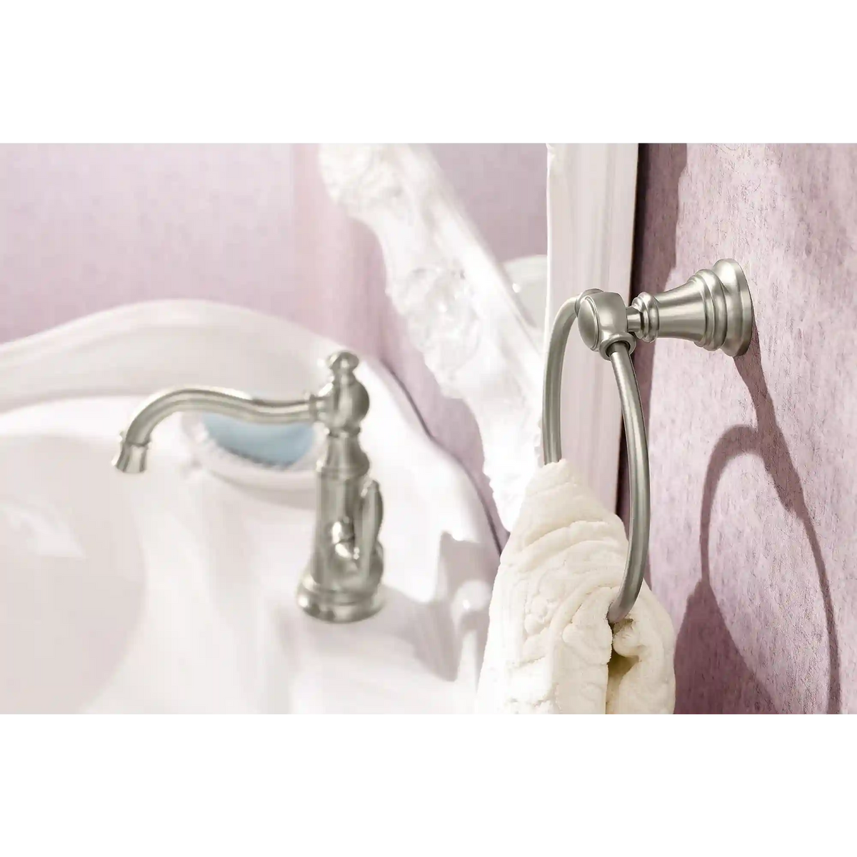 Weymouth Towel Ring